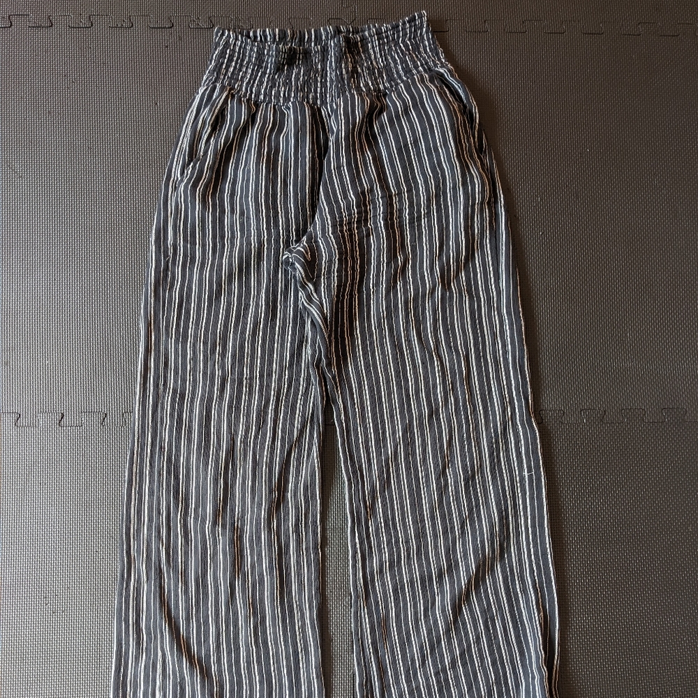 Billabong wide leg linen pants